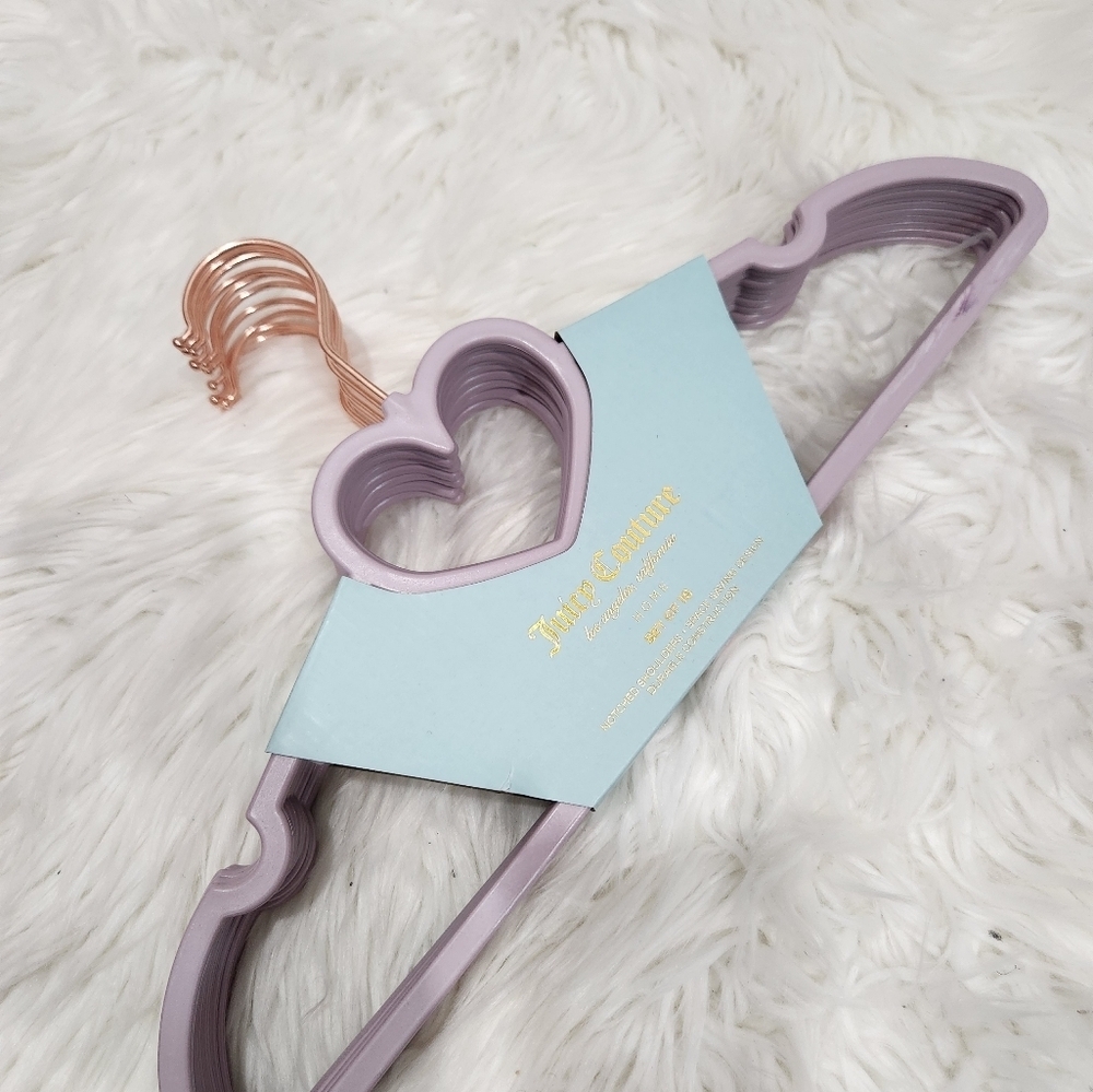 💜▪️Juicy Couture▪️Shoulder Space Saving Heart Top Set of 10 Hangers- purple
